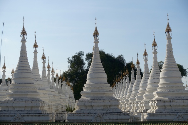 kuthodaw pagoda